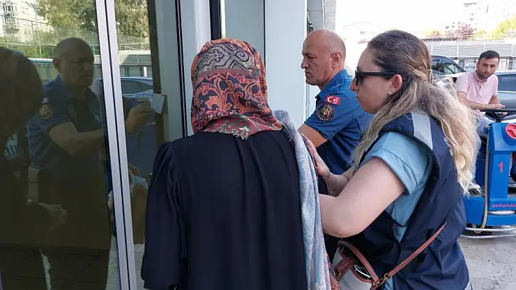 1,7 milyon liralık altın çalan kadın serbest bırakıldı