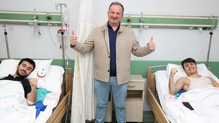 Milli sporcular diz bağlarından ameliyat oldu