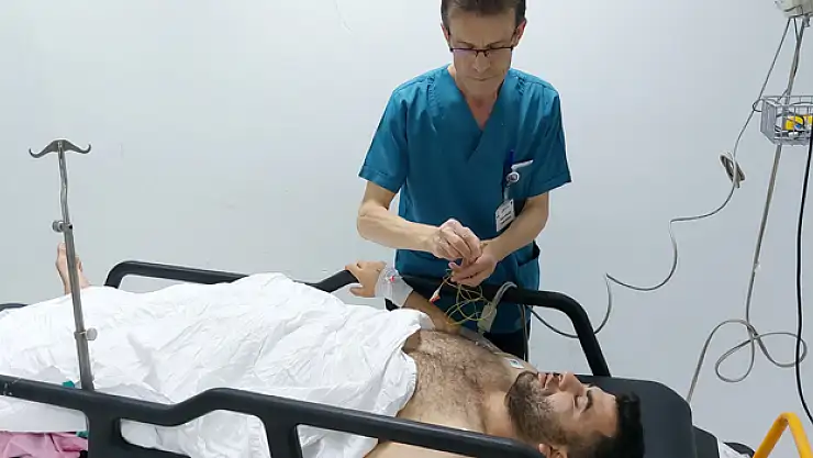 Kardeşinden boşanan eniştesini silahla yaraladı