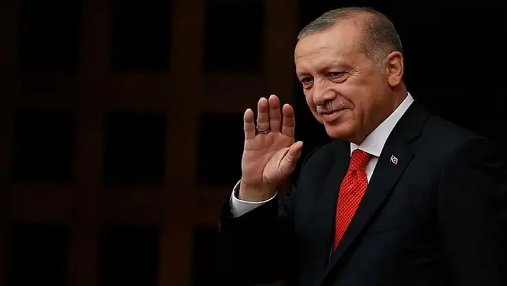 'Teknolojiyi sadece tüketen değil tasarlayan, geliştiren ve üreten bir ülke haline geliyoruz'