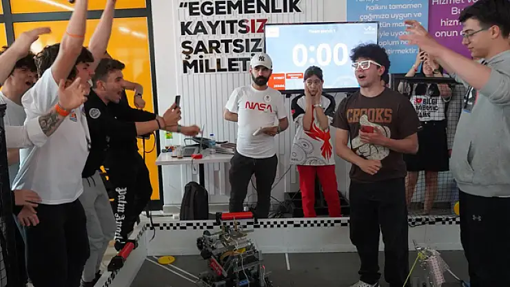 Atakum'da 'VEX IQ Robot Yarışması'
