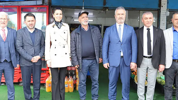 AK Parti'li Karaaslan, Samsun'un 19 Mayıs ve Atakum ilçelerinde ziyaretlerde bulundu