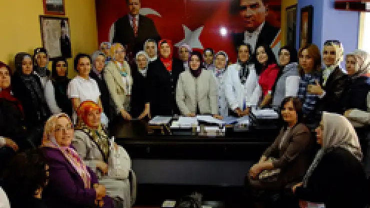 Bafra AK Partide Sebahat Akkurt güven tazeledi