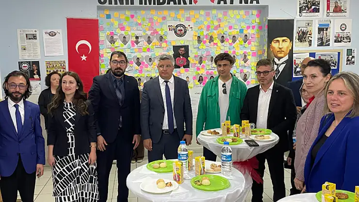 'Sınıfımdaki Ayna' projesinin fotoğraf sergisi yapıldı