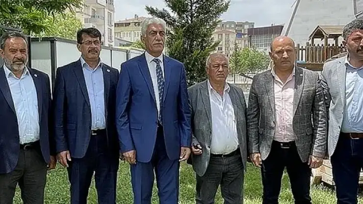 Deprem bölgesinde tahılın TMO tarafından tarladan alınması talebi