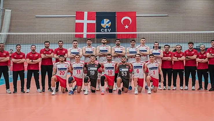A Milli Erkek Voleybol Takımı, Danimarka'yı yendi