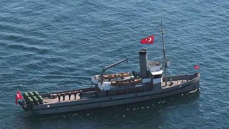 TCG NUSRET Mayın Müze Gemisi Samsun'a demirleyecek