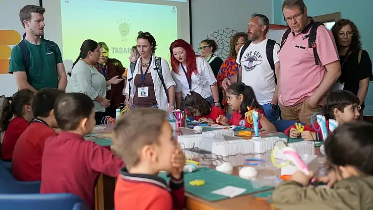 Yabancı öğretmenler 'Bilim Samsun'a hayran kaldı
