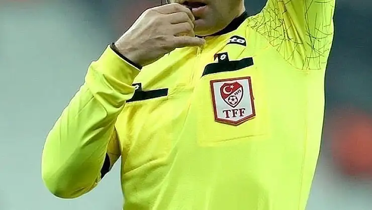 Süper Lig'de 38. hafta maçlarını yönetecek hakemler açıklandı