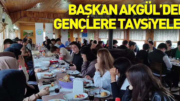 Başkan Akgül'den Gençlere Tavsiyeler