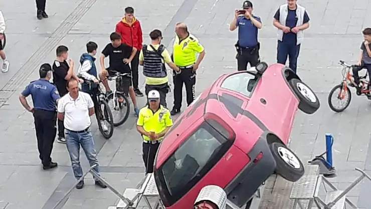 Simülasyon Aracı ile emniyet kemeri eğitimi