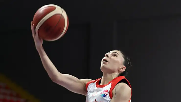 A Milli Kadın Basketbol Takımı, Macaristan'ı 69-68 mağlup etti