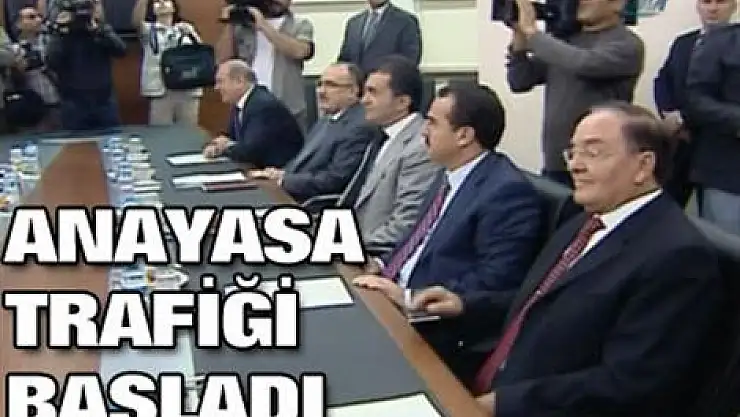Anayasa trafiği başladı