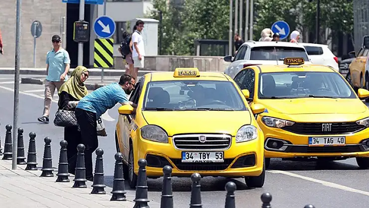 İstanbul'un 'taksi sorunu' hız kesmiyor
