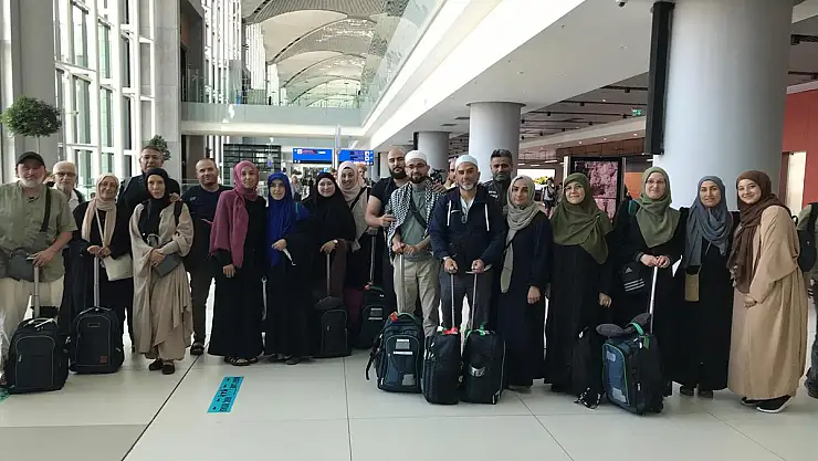 Hacılar kutsal topraklardan yurda dönmeye başladı