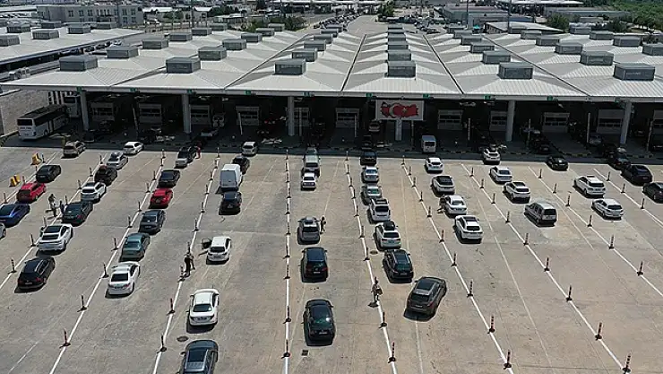 Kurban Bayramı tatili döneminde gümrük kapılarından 1,1 milyon yolcu geçti
