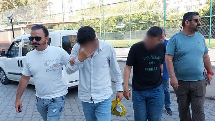 Samsun'da emlakçılar birbirlerinin ofisini kurşunladı: 4 gözaltı