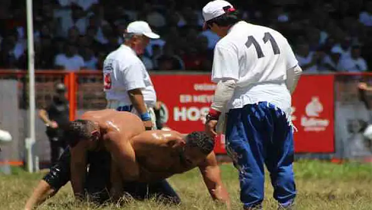 Kırkpınar'da büyük gün, Türkiye'nin başpehlivanı bugün belli olacak
