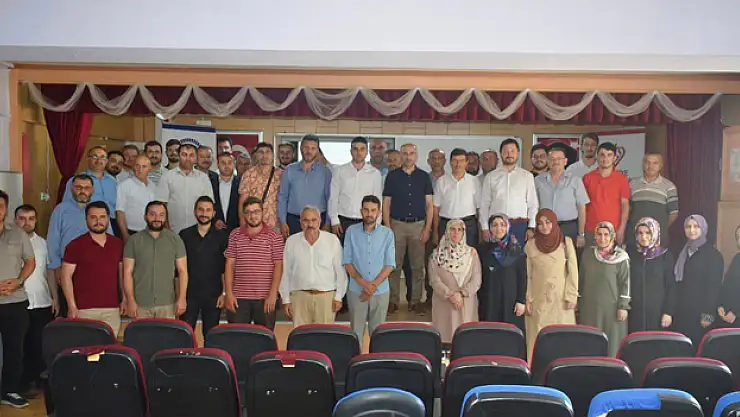 Yakakent'te din görevlilerine yönelik 'Etkili Din Eğitimi Semineri' düzenlendi
