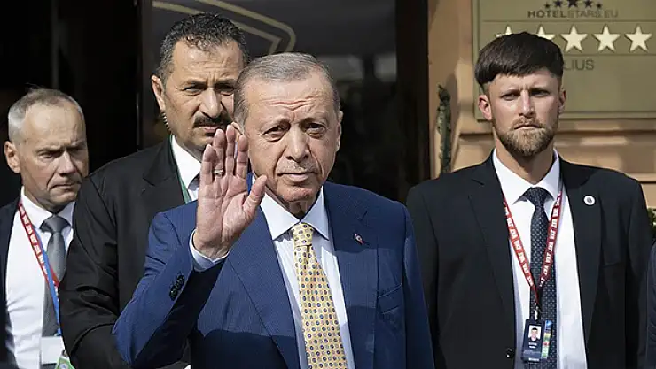 Cumhurbaşkanı Erdoğan'dan NATO Zirvesi'nde yoğun diplomasi mesaisi