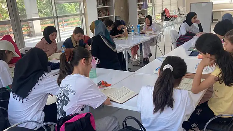 Bafra Gençlik Merkezinde Kur'an-ı Kerim kursu veriliyor