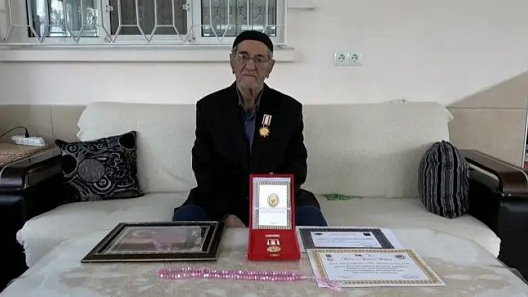 Babanın yıllar sonra gelen madalya sevinci