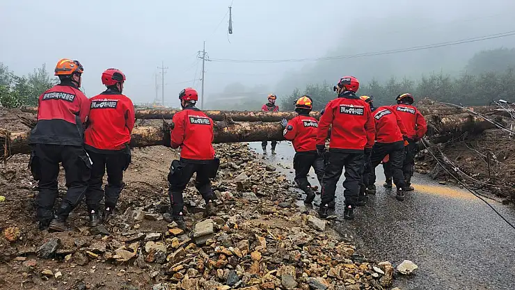 Güney Kore'de sel ve toprak kayması: 37 ölü