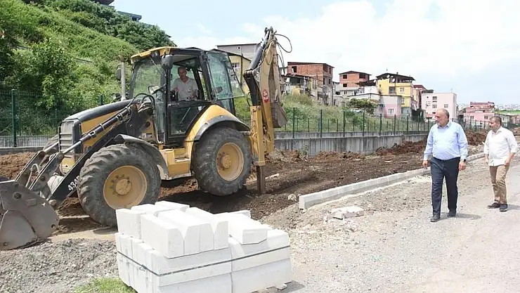 Başkan Sandıkçı: 'Vatandaşlarımız için sahada gece gündüz demeden çalışıyoruz'