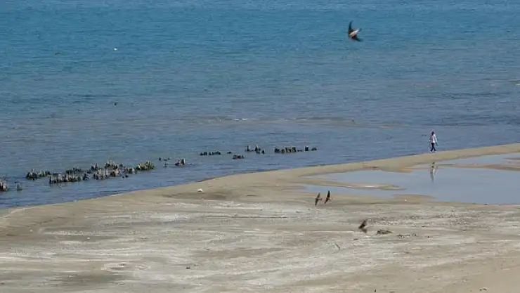 Van Gölü'ndeki iyileşme kısa sürdü: Su tekrar çekilmeye başladı