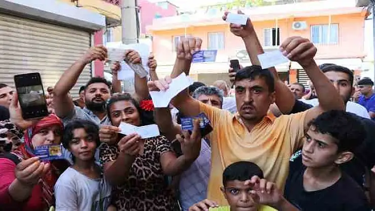 Kuyumcunun 600-700 milyon liralık emanet altınlarla kaçtığı iddiası