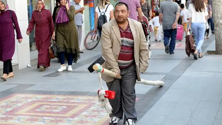 'Mercedes Kadir'in hikayesiyle unutulan değerler beyaz perdeye taşınacak