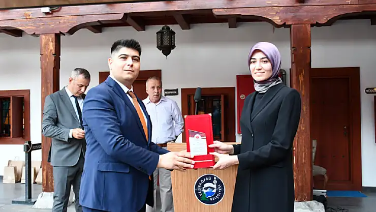 Vezirköprü Adliyesi veda yemeği için bir araya geld