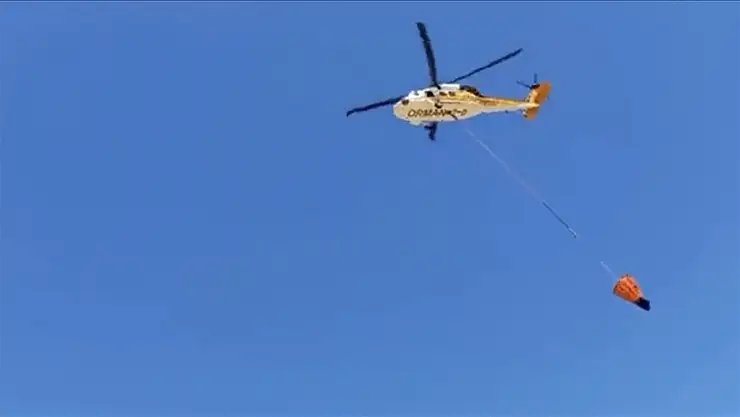 Yunanistan'a yardım için gönderilen hava araçları 544 ton su atımı gerçekleştirdi