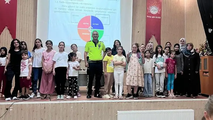 Samsun'da Kur'an kursu öğrencilerine trafik kuralları öğretildi