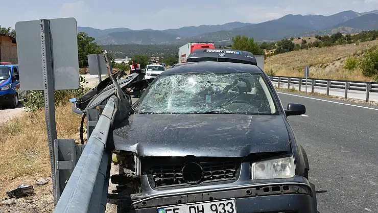 Hurdaya dönen otomobilde ağır yaralanan 14 yaşındaki kız yaşam savaşına yenik düştü