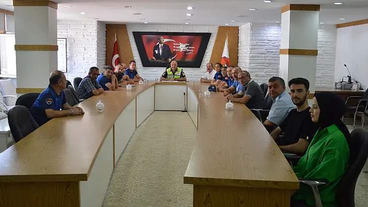 Jandarmadan Havza'da paydaş kurumlara trafik eğitimi