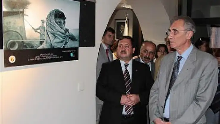 Tarım ve İnsan konulu fotoğraf sergisi