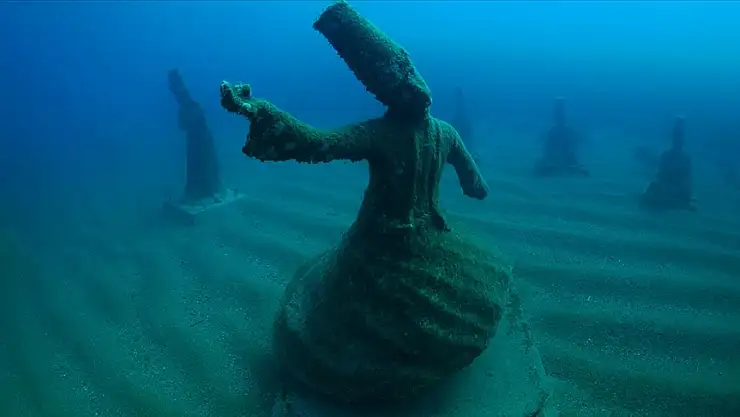 Side Sualtı Müzesi, dalış ve tarih meraklılarını deniz dibinde zaman yolculuğuna çıkarıyor