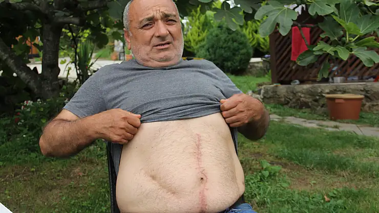 18 yıl boyunca karnında ameliyatta unutulan 3 parça gazlı bezle yaşadı