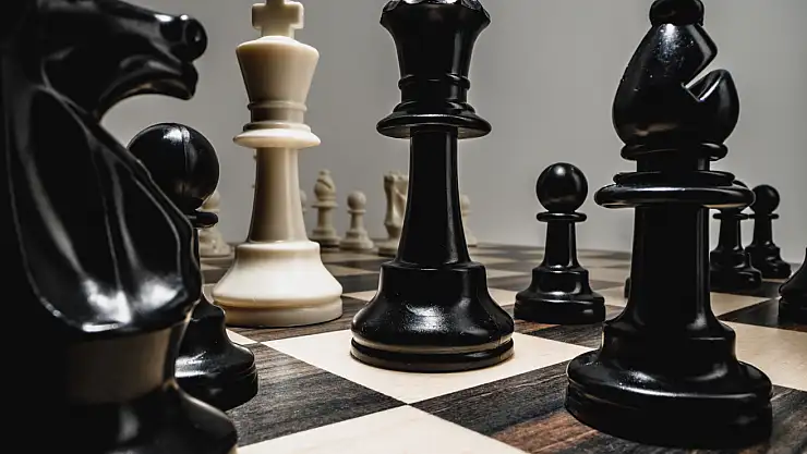 Alaçam'da camiler arası satranç turnuvası düzenlendi