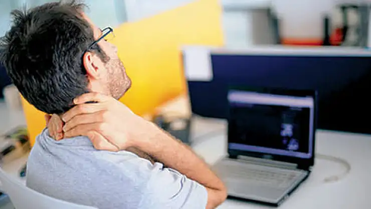 Kas ve iskelet sistemi ağrıları en çok ofis çalışanlarında görülüyor