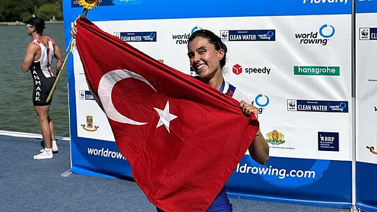 Kürek sporunun 'altın' kızı: Elis Özbay