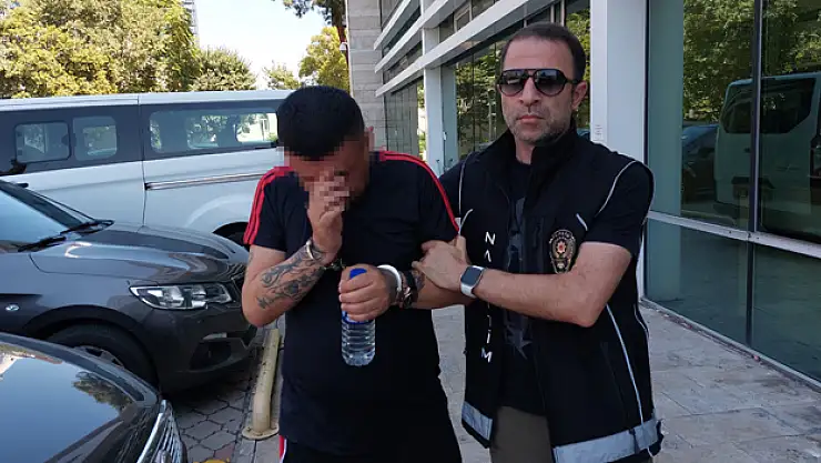 Uyuşturucudan 13 yıl hapis cezası bulunan şahıs 5 çeşit uyuşturucuyla yakalandı