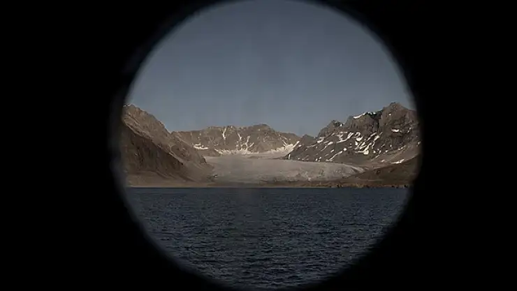 Bilim insanlarının Kuzey Kutbu'na açılan pencereleri lumbuzlar oldu