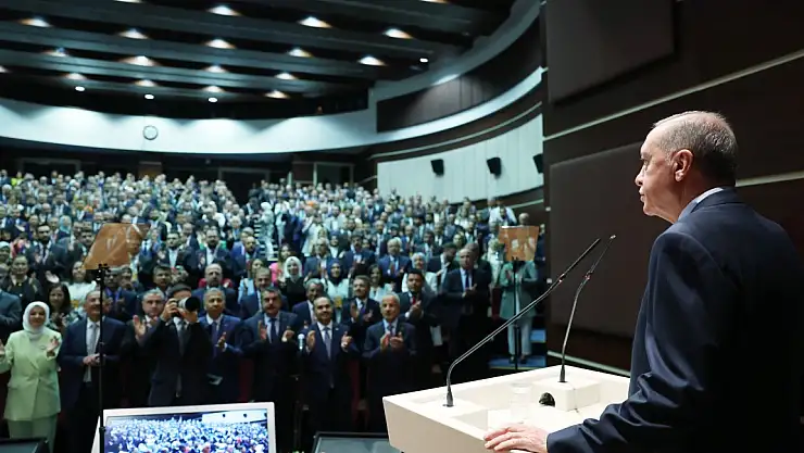 Cumhurbaşkanı Erdoğan: 'Muhalefet cenahında hemen her gün yeni bir skandal patlak veriyor'