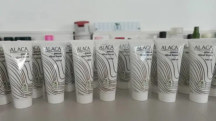 Iğdır Üniversitesi yeni ihtisas ürünü olan 'Alaca Bitkisel Vücut Kremi'ni satışa sundu