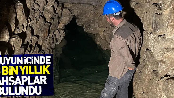 Oymaağaç Höyüğü'ndeki kazılarda suyun içinde 3 bin yıllık ahşaplar bulundu