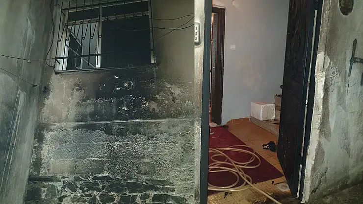 İstanbul'da kundakçı üvey kardeş dehşeti: Kardeşinin evini benzin döküp yaktı