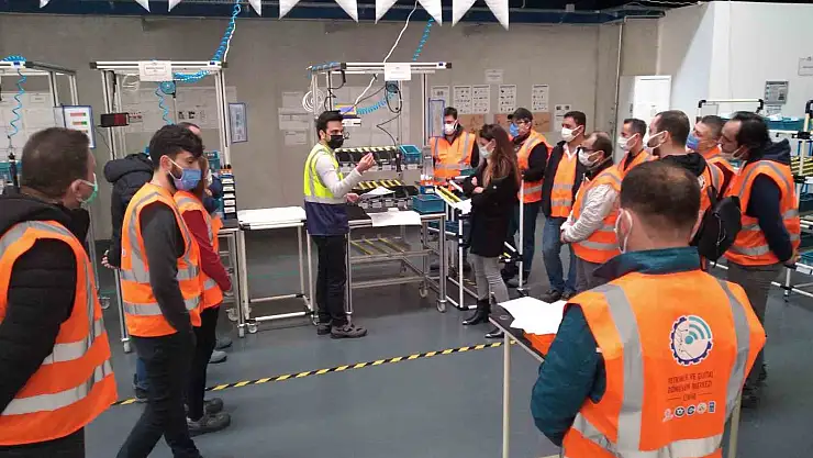 'İzmir Model Fabrika' ilk meyvelerini verdi