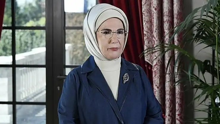 Emine Erdoğan'dan sel felaketi yaşanan Libya'ya 'geçmiş olsun' mesajı